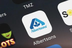 Albertsons再次尝试IPO，价格为每股16美元