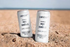星座品牌收购Gary Vaynerchuk的直接面向消费者的“ Empathy Wines”品牌