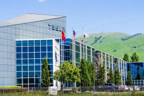 特斯拉股票记录因有中国工厂稳健交货再次提高了价格目标