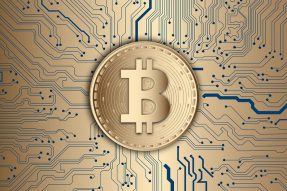 业内人士称特斯拉应对外销售其自动驾驶芯片 与英伟达竞争