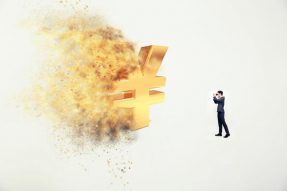 Roblox2021年第二季度营收4.54亿美元，同比增长127%