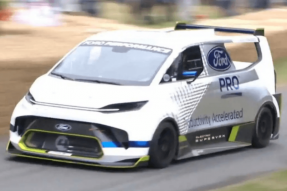 “福特ProElectricSuperVan”发布，纯电动动力系统驱动的“面包车”