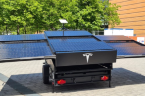 特斯拉团队展示太阳能增程拖车