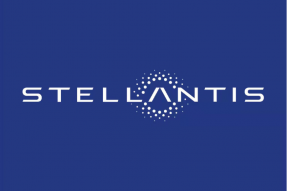 Stellantis：到2030年将在北美将需要四座电动汽车电池工厂