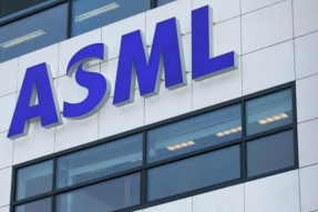 荷兰ASML：美国限制中国获取芯片措施，对公司的影响“相当有限”